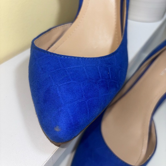 BCBGeneration Size 7.5 Cobalt Blue D’Orsay Pumps Pointed Toe Stiletto Heels - Picture 9 of 11